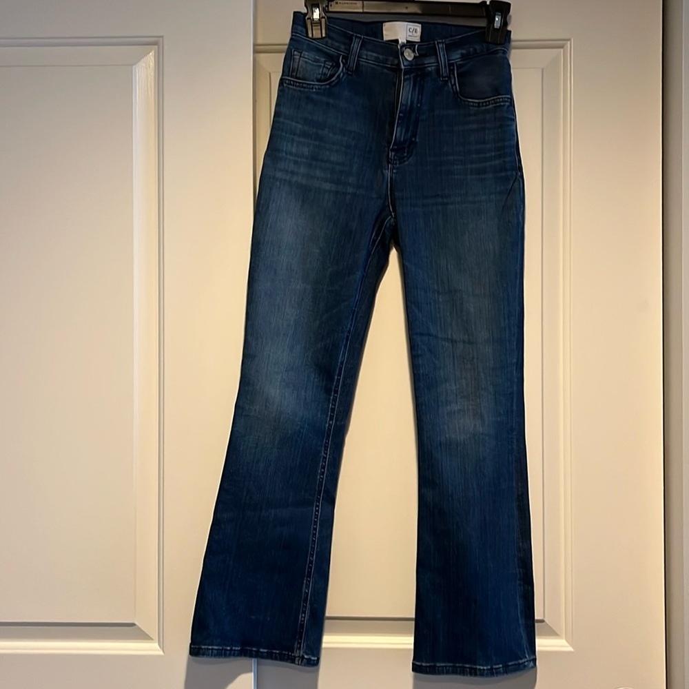 CURRENT ELLIOTT. Mid rise crop bootcut jeans. Size 24. Like new